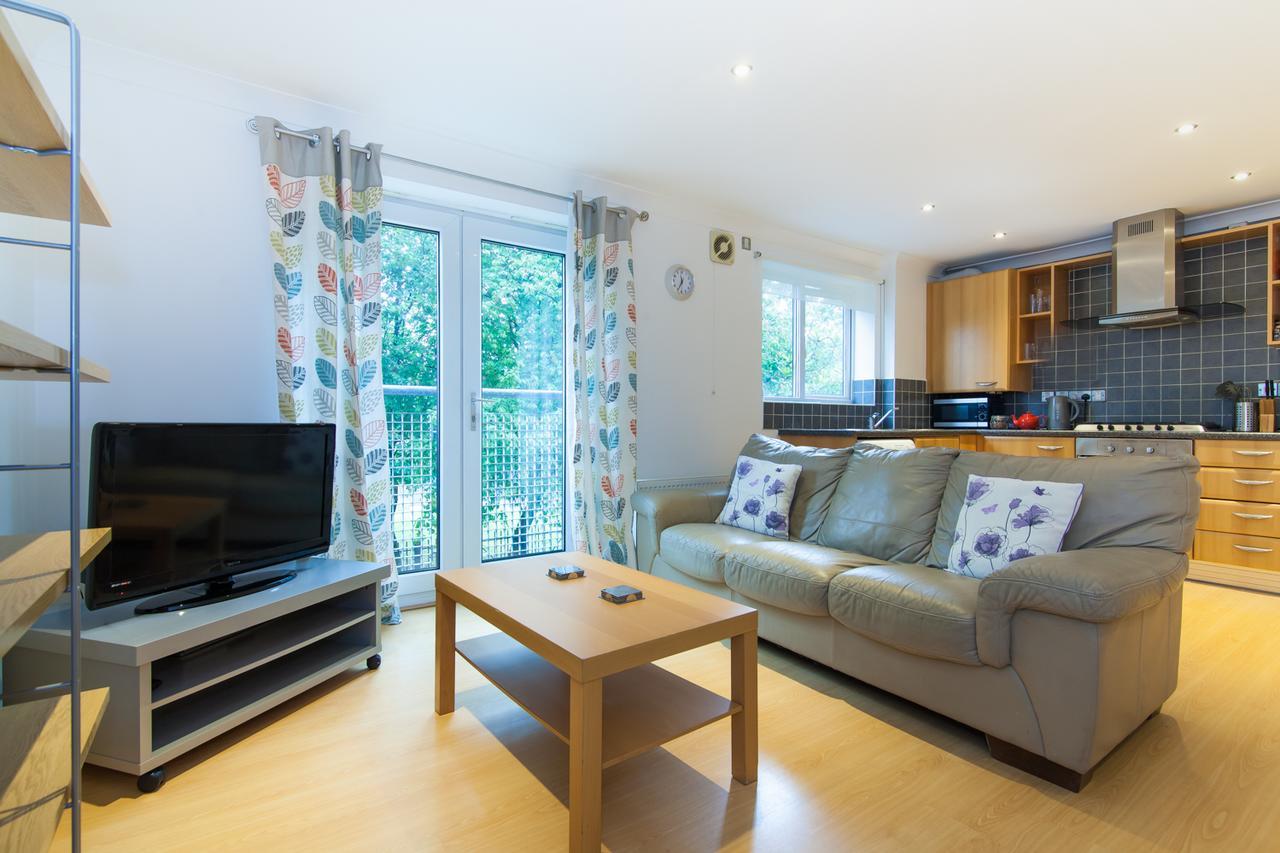Apartament Rest & Recharge - Birley View Manchester Zewnętrze zdjęcie